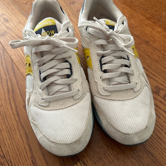 Saucony Shadow 5000 Premium Shoes - Picture 2 of 4